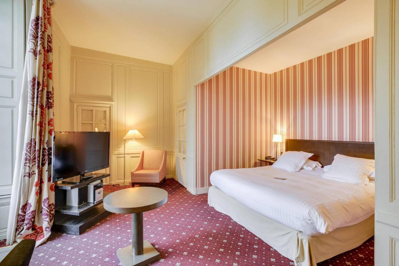 Hotel Chateau De 4*