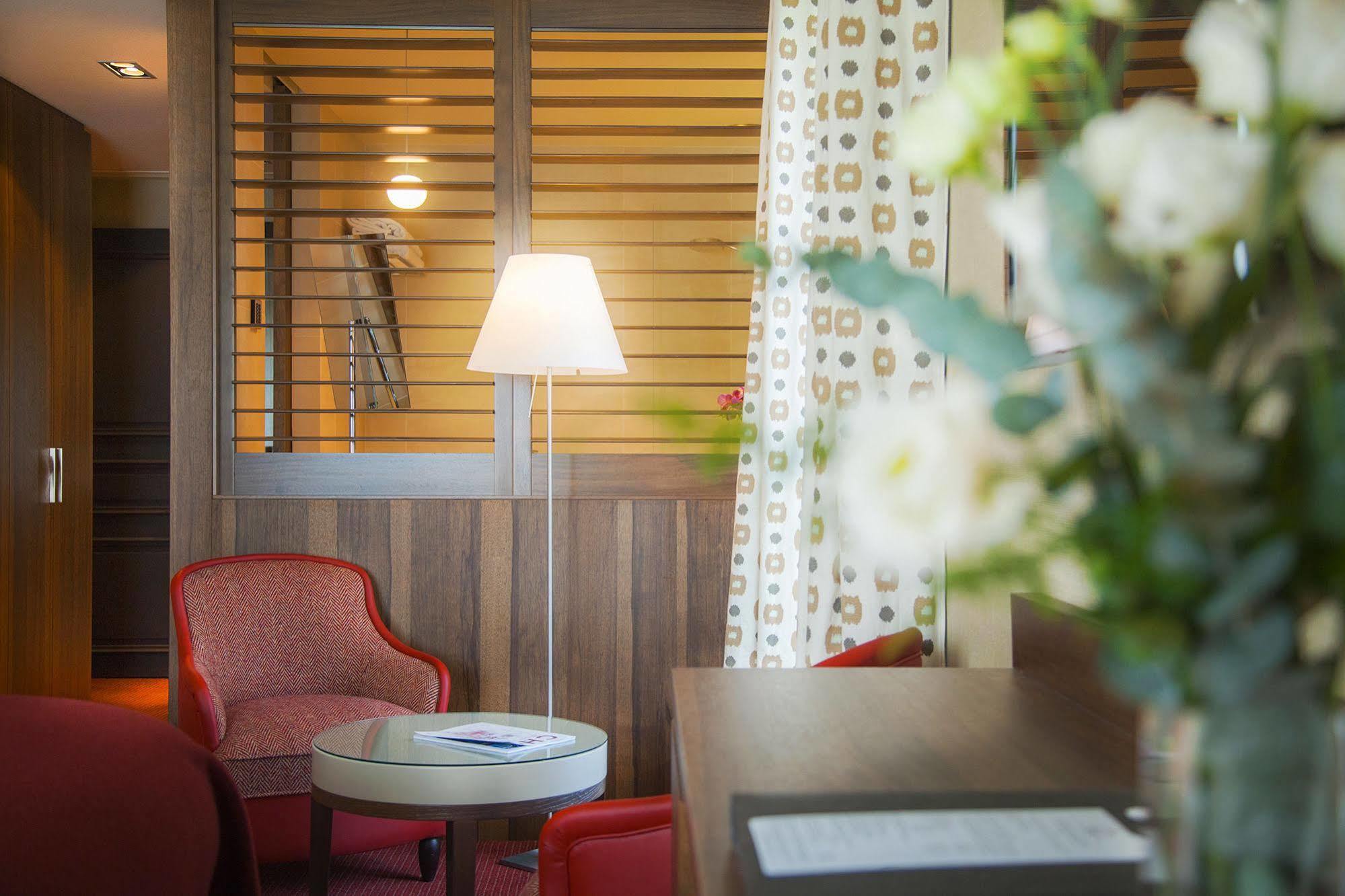 Hotel Chateau De 4*