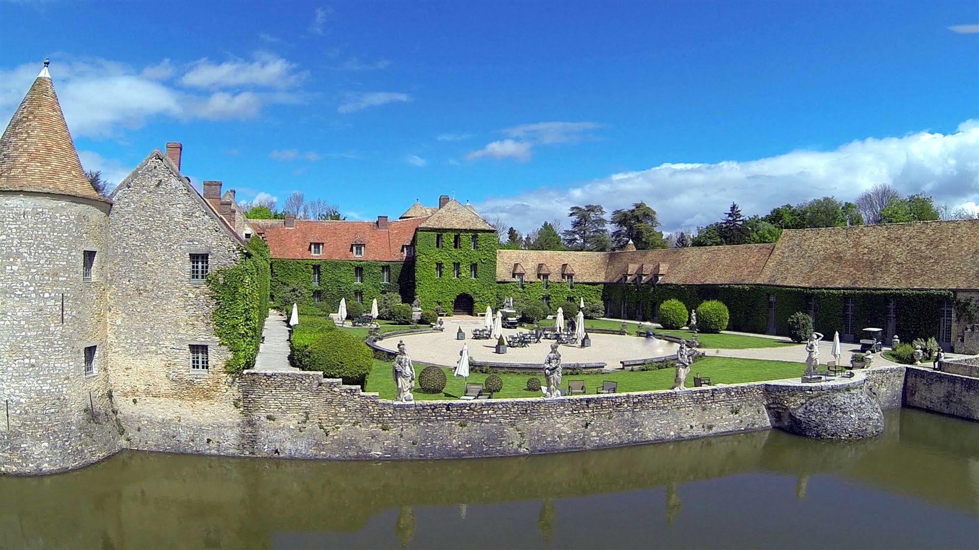 Château De Hotel 4*