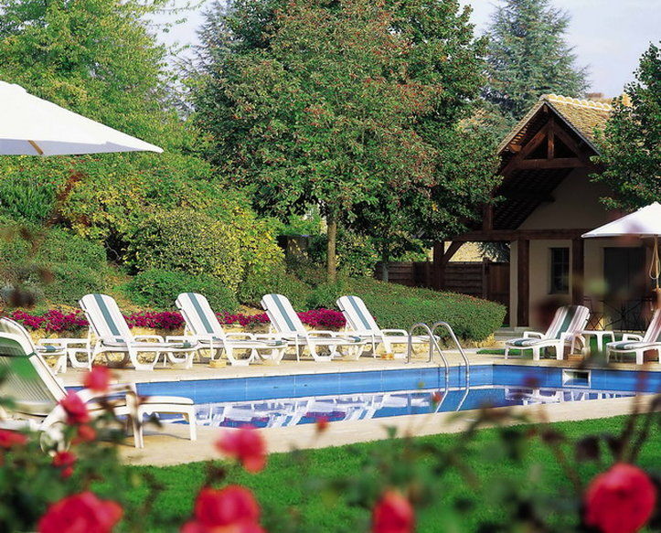 Chateau De Hotel 4*